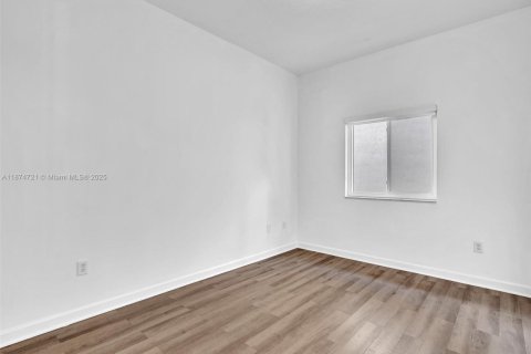 Casa en venta en Miramar, Florida, 4 dormitorios, 179.21 m2 № 1895884 - foto 26