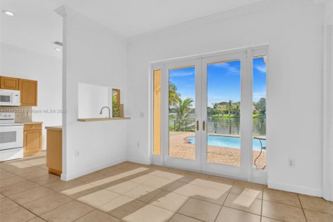 Casa en venta en Miramar, Florida, 4 dormitorios, 179.21 m2 № 1895884 - foto 11