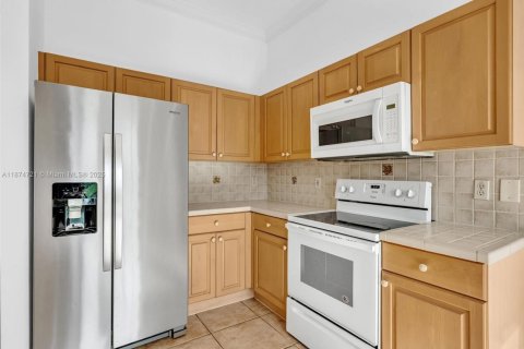 Casa en venta en Miramar, Florida, 4 dormitorios, 179.21 m2 № 1895884 - foto 16