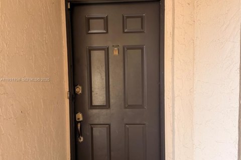 Townhouse in Boca Raton, Florida 3 bedrooms, 158.86 sq.m. № 1990350 - photo 7