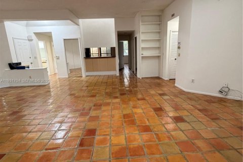 Townhouse in Boca Raton, Florida 3 bedrooms, 158.86 sq.m. № 1990350 - photo 21