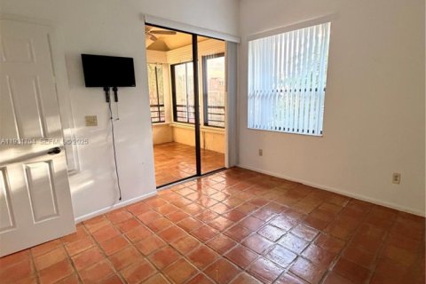 Townhouse in Boca Raton, Florida 3 bedrooms, 158.86 sq.m. № 1990350 - photo 27