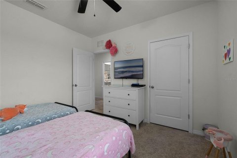 House in Davenport, Florida 5 bedrooms, 234.3 sq.m. № 1521820 - photo 19