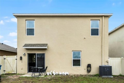 House in Davenport, Florida 5 bedrooms, 234.3 sq.m. № 1521820 - photo 29