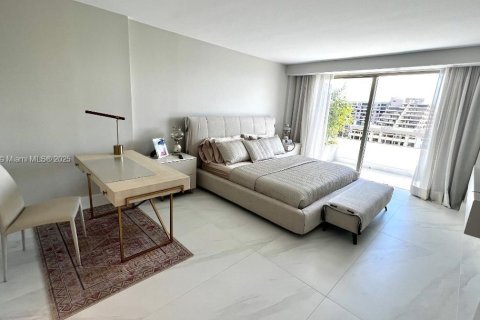 Снять в аренду кондоминиум в Ки-Бискейн, Флорида 2 спальни, 117.06м2, № 1977611 - фото 3