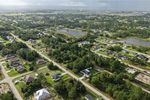 Land in Lehigh Acres, Florida № 2376778 - photo 5