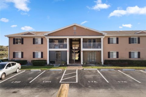 Condo in Altamonte Springs, Florida, 2 bedrooms  № 2157676