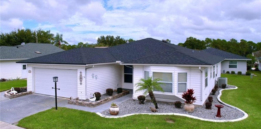 Casa en Lakeland, Florida 3 dormitorios, 167.97 m2 № 2215665
