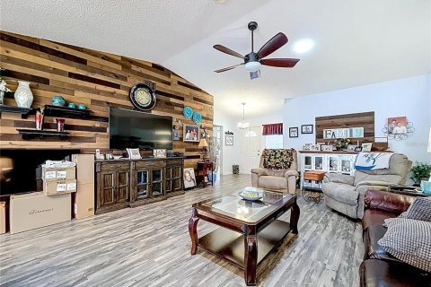 Casa en venta en Lakeland, Florida, 3 dormitorios, 167.97 m2 № 2215665 - foto 11
