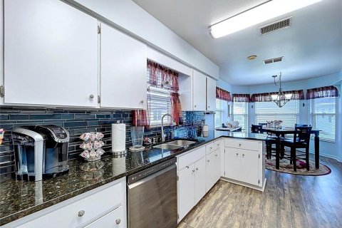 Casa en venta en Lakeland, Florida, 3 dormitorios, 167.97 m2 № 2215665 - foto 18