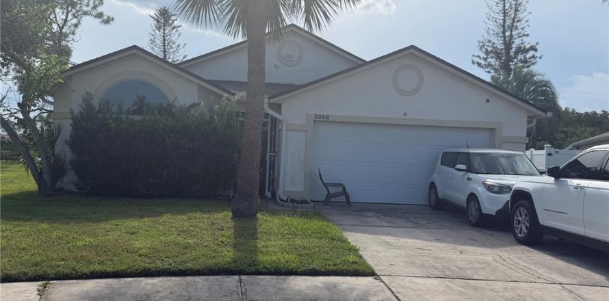Villa ou maison à Orlando, Floride 3 chambres, 151.99 m2 № 2321477