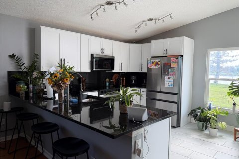 Villa ou maison à vendre à Orlando, Floride: 3 chambres, 151.99 m2 № 2321477 - photo 8