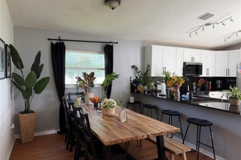 Villa ou maison à vendre à Orlando, Floride: 3 chambres, 151.99 m2 № 2321477 - photo 6