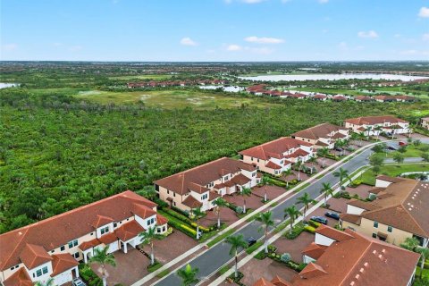 Condo in Venice, Florida, 2 bedrooms  № 1894794 - photo 7