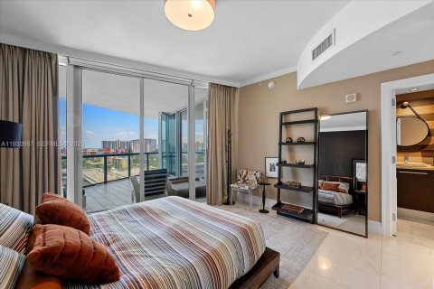 Copropriété à louer à Sunny Isles Beach, Floride: 3 chambres, 179.58 m2 № 1990442 - photo 24