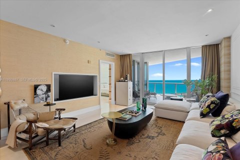 Copropriété à louer à Sunny Isles Beach, Floride: 3 chambres, 179.58 m2 № 1990442 - photo 6