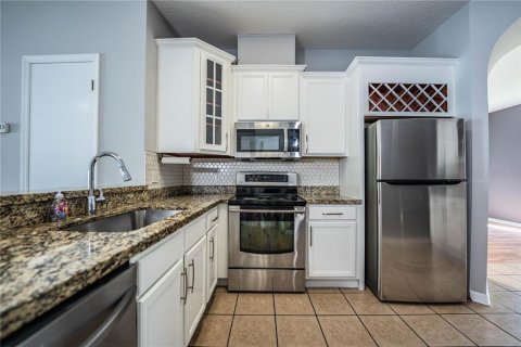 House in Orlando, Florida 3 bedrooms, 140.84 sq.m. № 2430841 - photo 10