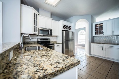 House in Orlando, Florida 3 bedrooms, 140.84 sq.m. № 2430841 - photo 11