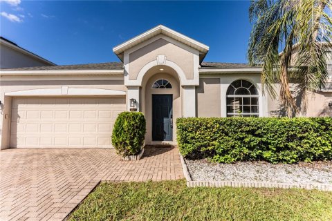 House in Orlando, Florida 3 bedrooms, 140.84 sq.m. № 2430841