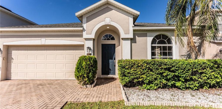 House in Orlando, Florida 3 bedrooms, 140.84 sq.m. № 2430841