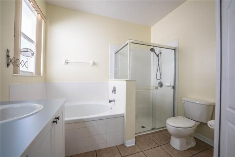 House in Orlando, Florida 3 bedrooms, 140.84 sq.m. № 2430841 - photo 21