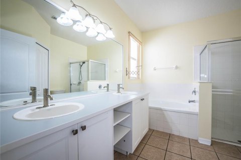 House in Orlando, Florida 3 bedrooms, 140.84 sq.m. № 2430841 - photo 20