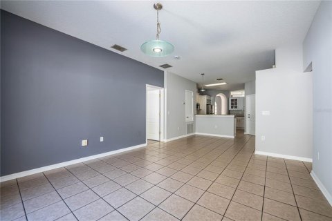House in Orlando, Florida 3 bedrooms, 140.84 sq.m. № 2430841 - photo 16