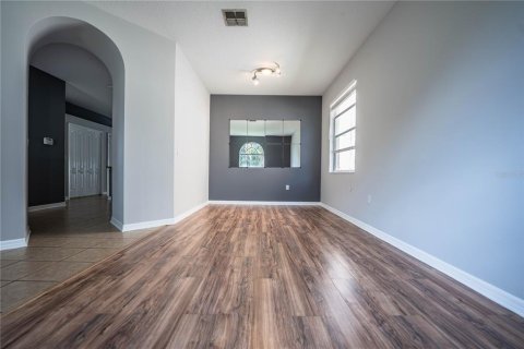 House in Orlando, Florida 3 bedrooms, 140.84 sq.m. № 2430841 - photo 5
