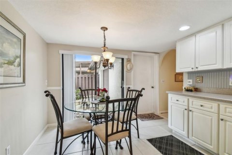 Casa en venta en Palm Harbor, Florida, 2 dormitorios, 154.22 m2 № 1751559 - foto 13