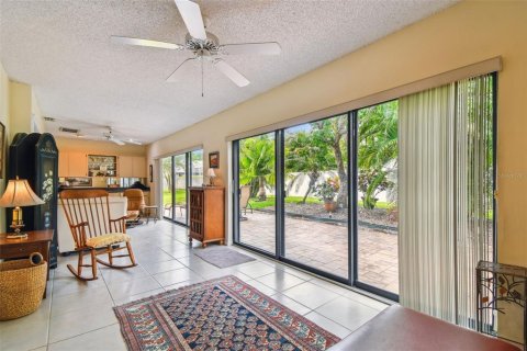Casa en venta en Palm Harbor, Florida, 2 dormitorios, 154.22 m2 № 1751559 - foto 28