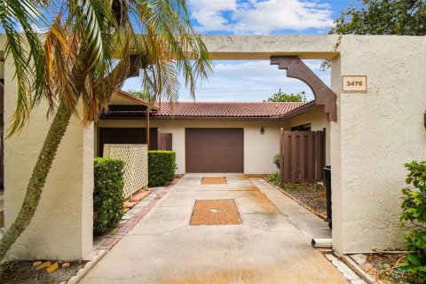 Casa en venta en Palm Harbor, Florida, 2 dormitorios, 154.22 m2 № 1751559 - foto 4