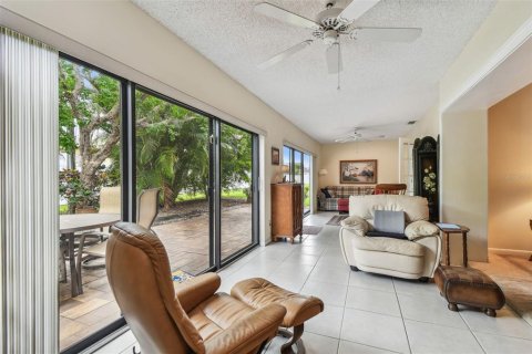 Casa en venta en Palm Harbor, Florida, 2 dormitorios, 154.22 m2 № 1751559 - foto 23