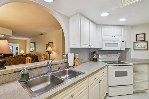 Casa en venta en Palm Harbor, Florida, 2 dormitorios, 154.22 m2 № 1751559 - foto 10