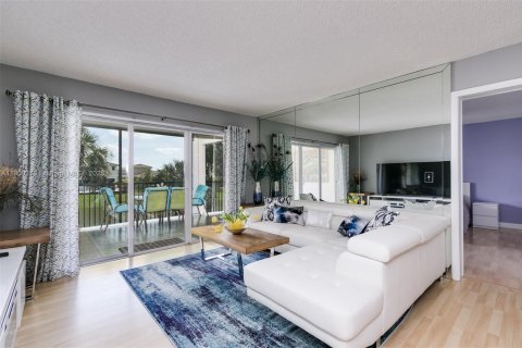 Condominio en alquiler en Deerfield Beach, Florida, 2 dormitorios, 128.21 m2 № 2055170 - foto 10
