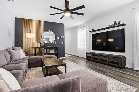 Villa ou maison à vendre à Apopka, Floride: 4 chambres, 159.79 m2 № 2272884 - photo 3