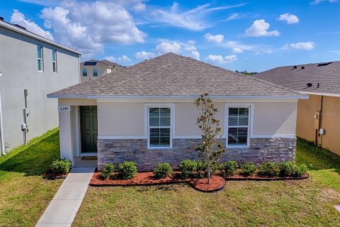 Villa ou maison à Apopka, Floride 4 chambres, 159.79 m2 № 2272884