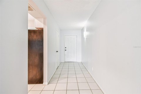 Condo in Palm Harbor, Florida, 2 bedrooms  № 1866204 - photo 5
