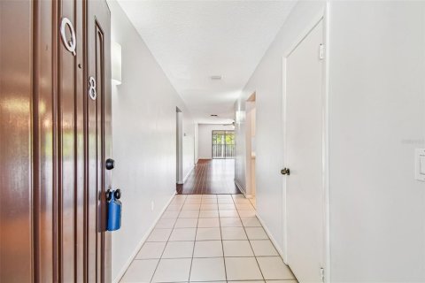 Condo in Palm Harbor, Florida, 2 bedrooms  № 1866204 - photo 4