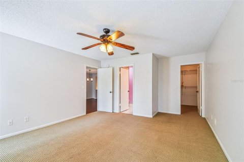 Condo in Palm Harbor, Florida, 2 bedrooms  № 1866204 - photo 20