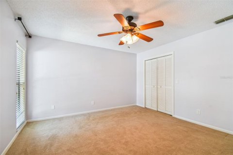 Condo in Palm Harbor, Florida, 2 bedrooms  № 1866204 - photo 26