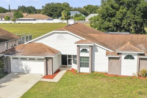 House in Kissimmee, Florida 4 bedrooms, 195.28 sq.m. № 1880953 - photo 2
