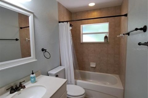 Снять в аренду виллу или дом в Пунта-Горда, Флорида 1 комната, 110.18м2, № 2091490 - фото 18