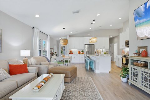 Villa ou maison à louer à Parrish, Floride: 3 chambres, 141.03 m2 № 2396875 - photo 8
