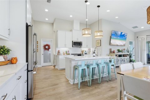 Villa ou maison à louer à Parrish, Floride: 3 chambres, 141.03 m2 № 2396875 - photo 12