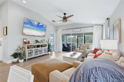 Villa ou maison à louer à Parrish, Floride: 3 chambres, 141.03 m2 № 2396875 - photo 6
