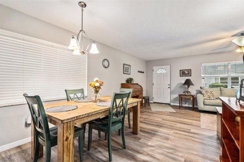 Condominio en venta en Sun City Center, Florida, 1 dormitorio, 74.32 m2 № 1773531 - foto 7