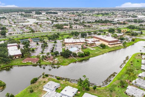 Condominio en venta en Sun City Center, Florida, 1 dormitorio, 74.32 m2 № 1773531 - foto 18