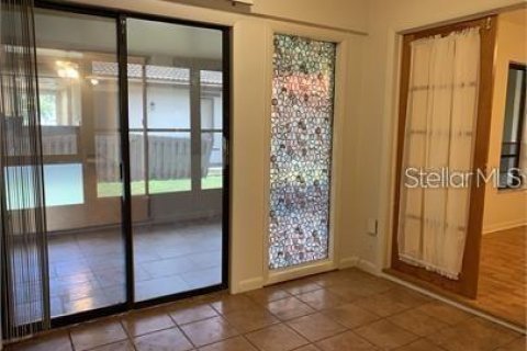 House in Largo, Florida 2 bedrooms, 113.9 sq.m. № 2224760 - photo 7