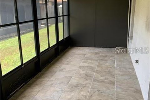 House in Largo, Florida 2 bedrooms, 113.9 sq.m. № 2224760 - photo 16