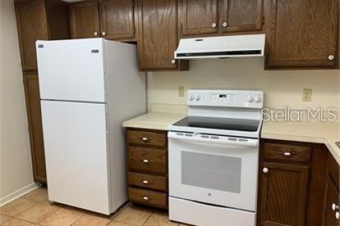 House in Largo, Florida 2 bedrooms, 113.9 sq.m. № 2224760 - photo 3